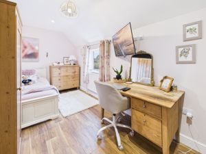 Bedroom- click for photo gallery